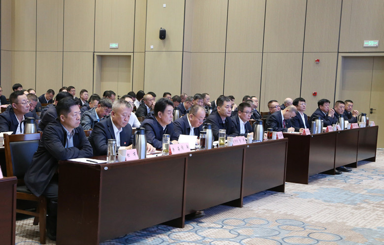 女人与公狍交酡女免费