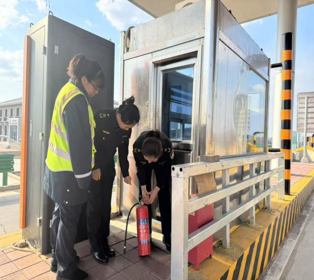 女人与公狍交酡女免费