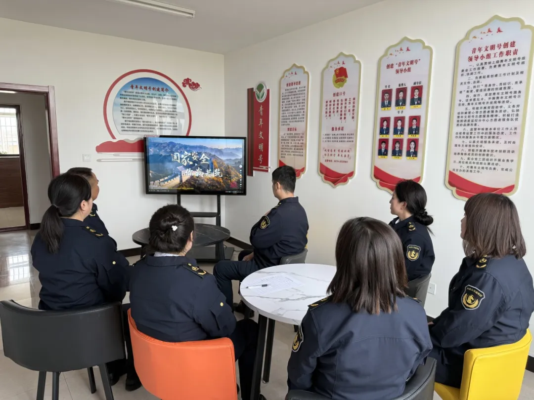 女人与公狍交酡女免费