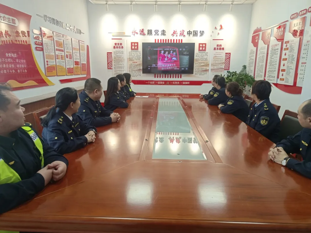 女人与公狍交酡女免费