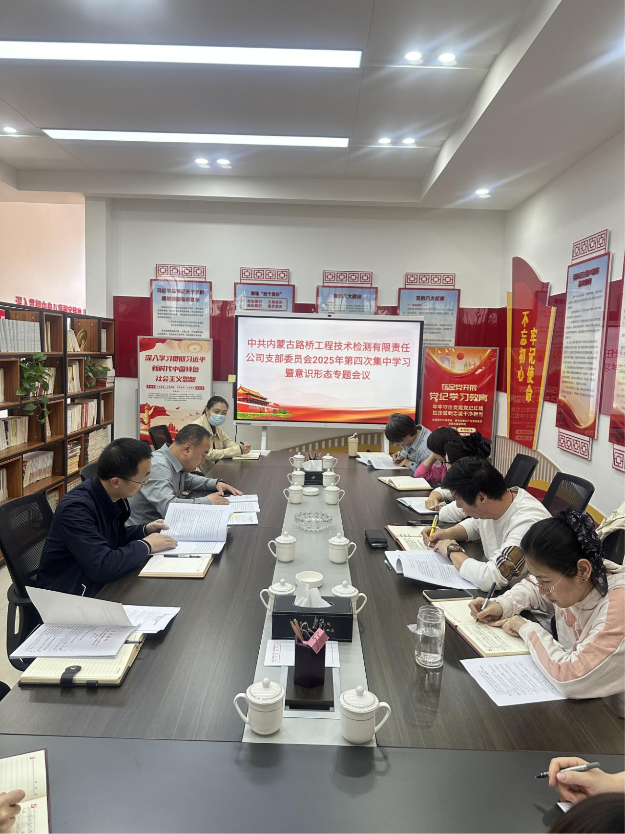 女人与公狍交酡女免费