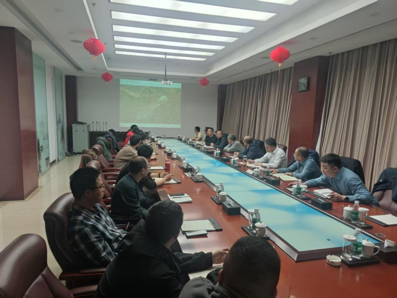 女人与公狍交酡女免费