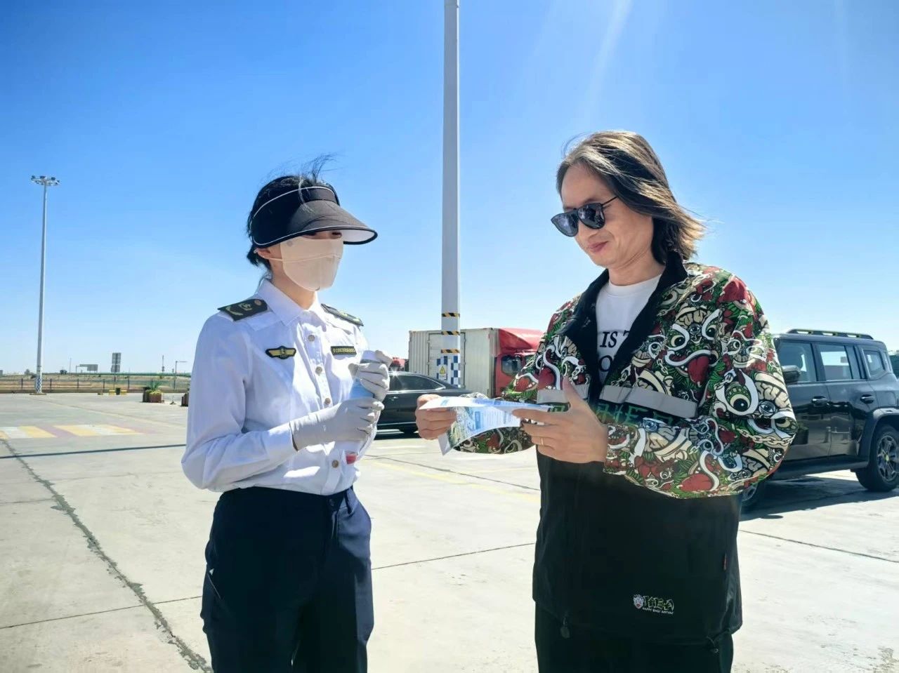 女人与公狍交酡女免费