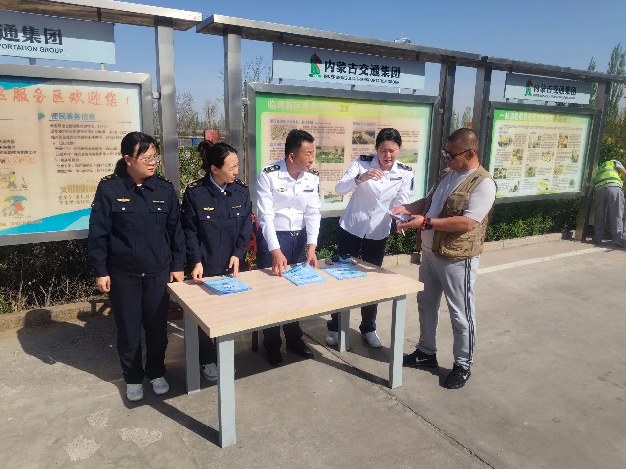 女人与公狍交酡女免费