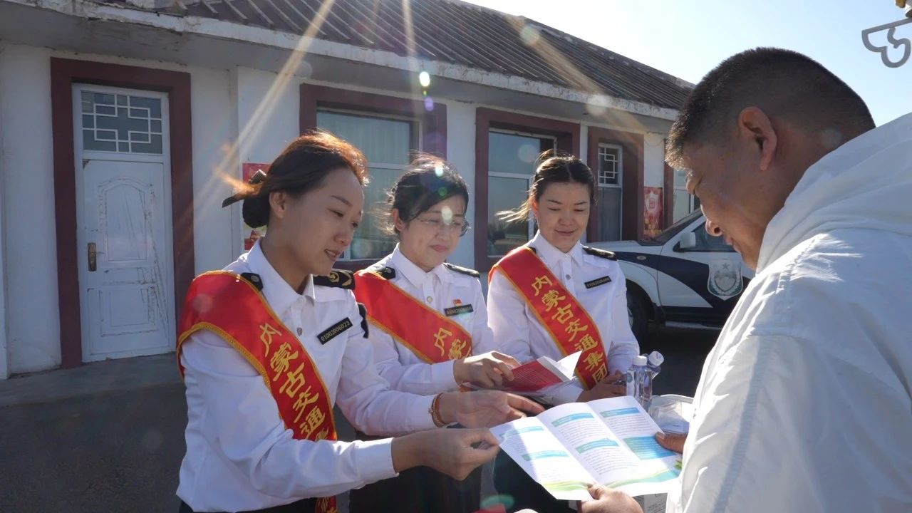 女人与公狍交酡女免费