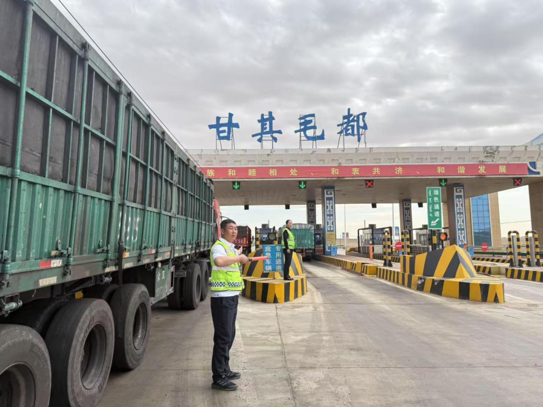 女人与公狍交酡女免费