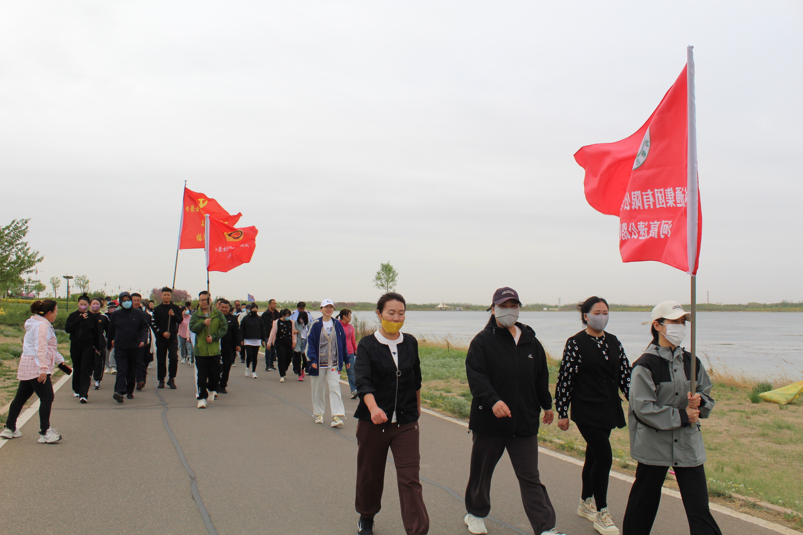女人与公狍交酡女免费