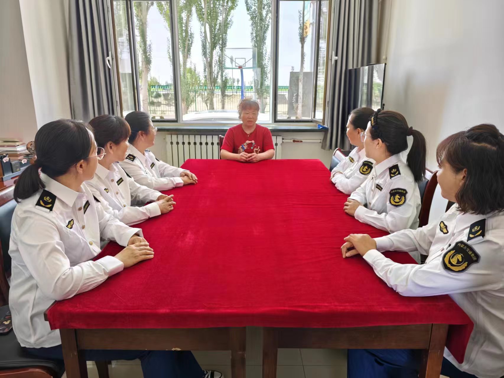 女人与公狍交酡女免费