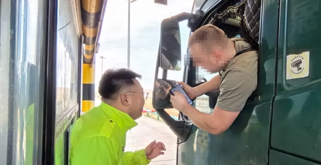 女人与公狍交酡女免费