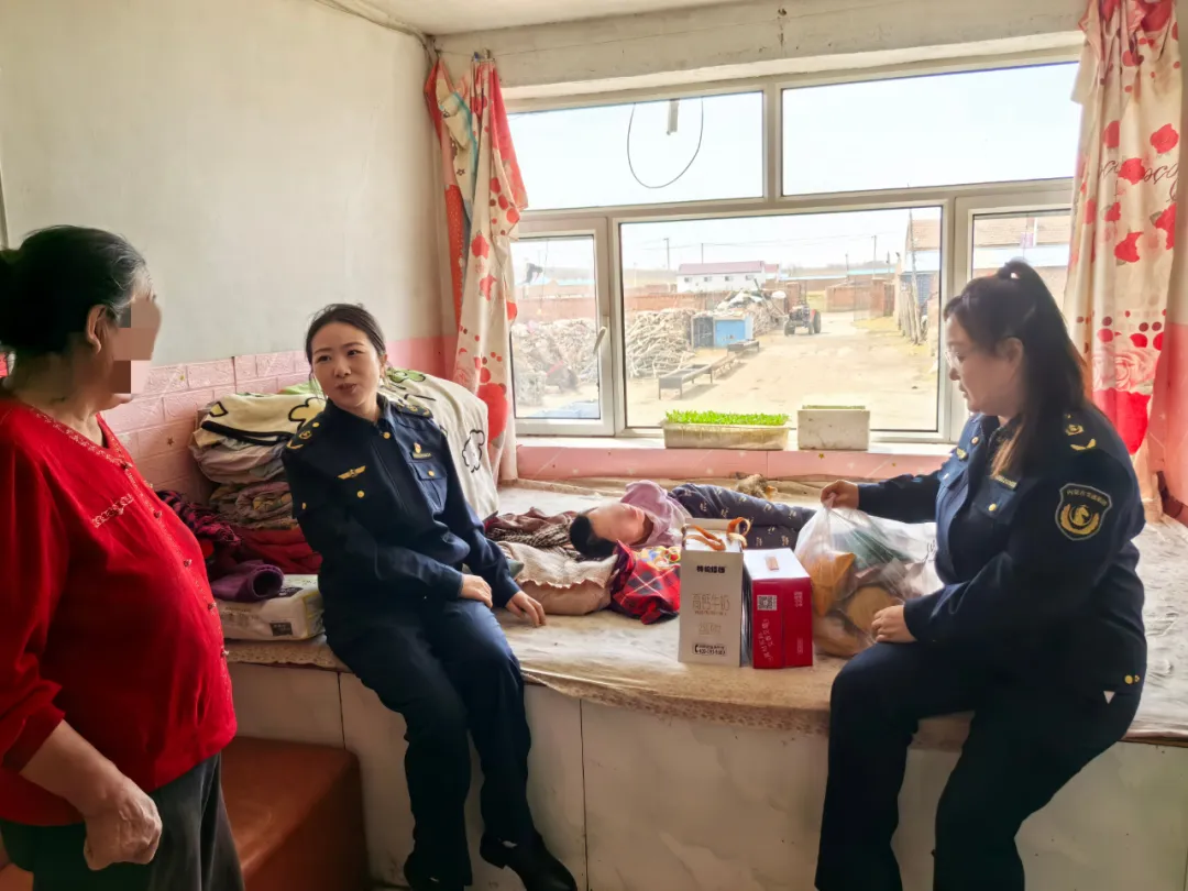 女人与公狍交酡女免费