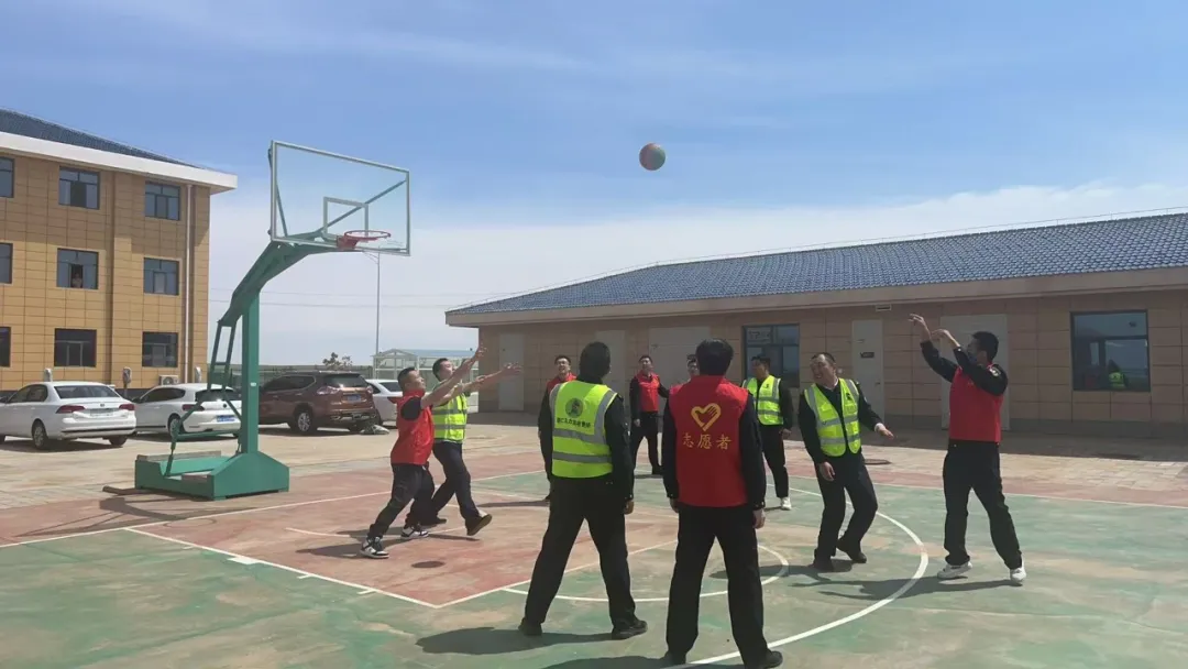 女人与公狍交酡女免费