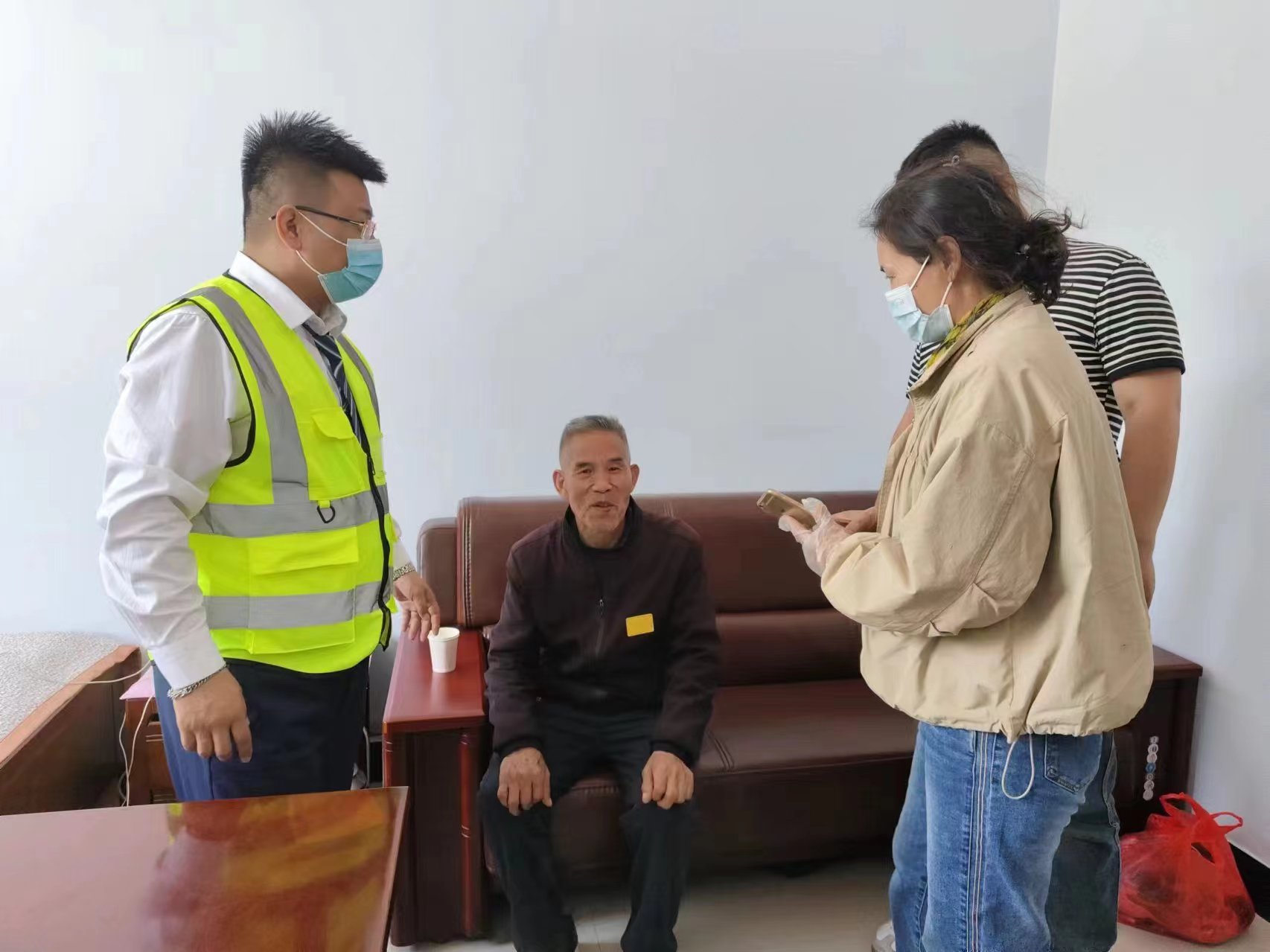 女人与公狍交酡女免费