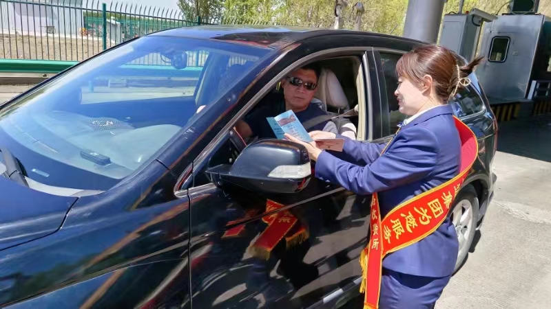 女人与公狍交酡女免费