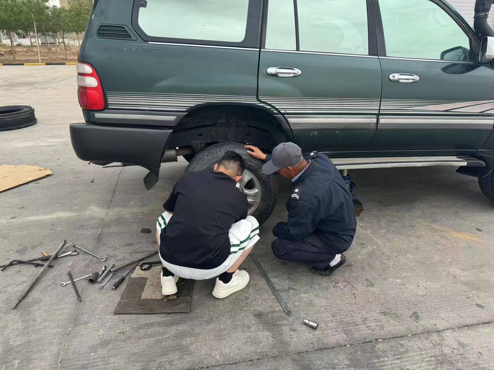 女人与公狍交酡女免费