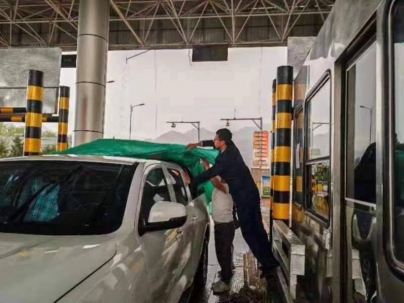 女人与公狍交酡女免费