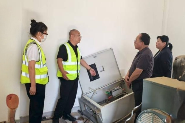 女人与公狍交酡女免费