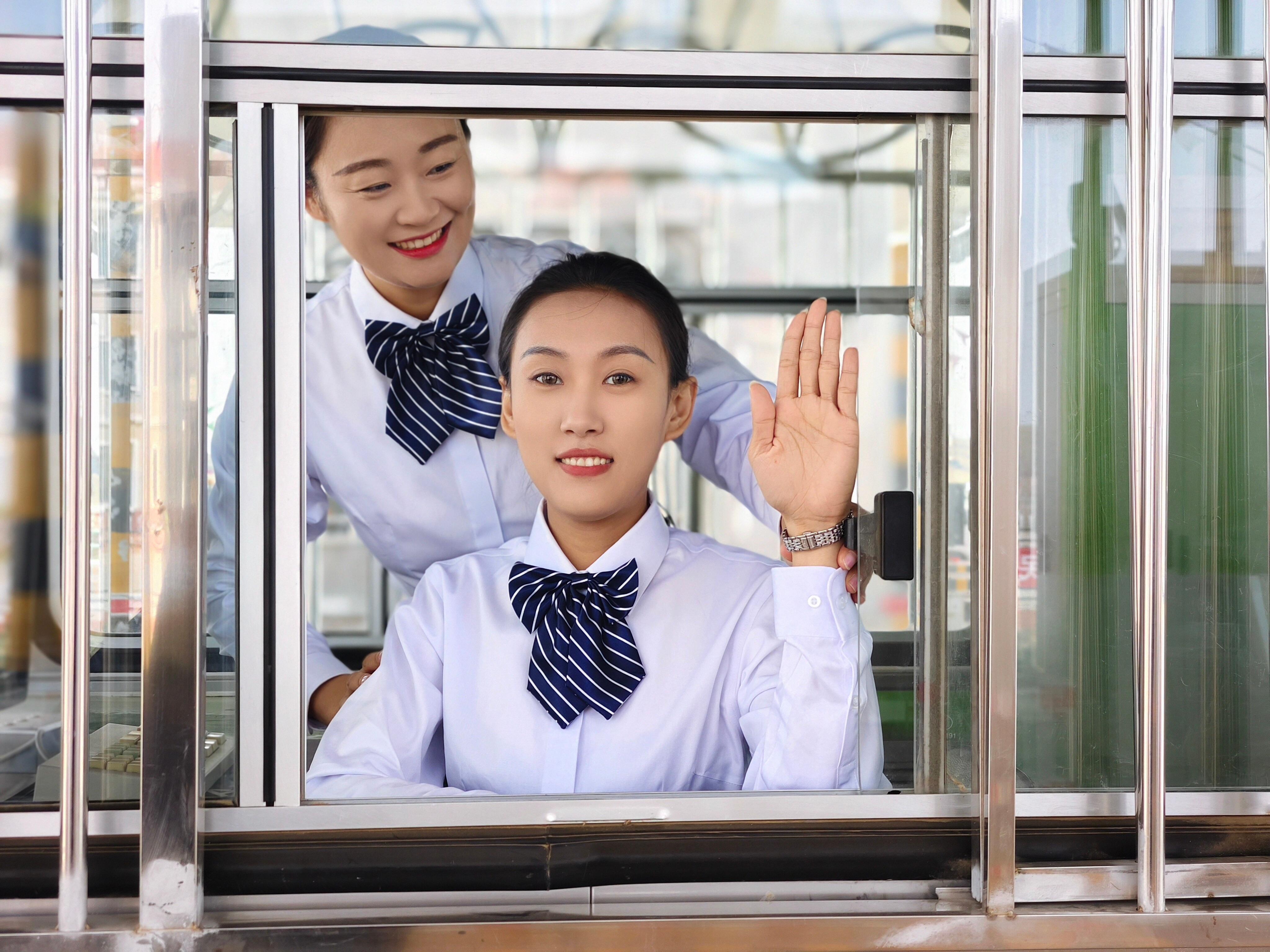 女人与公狍交酡女免费