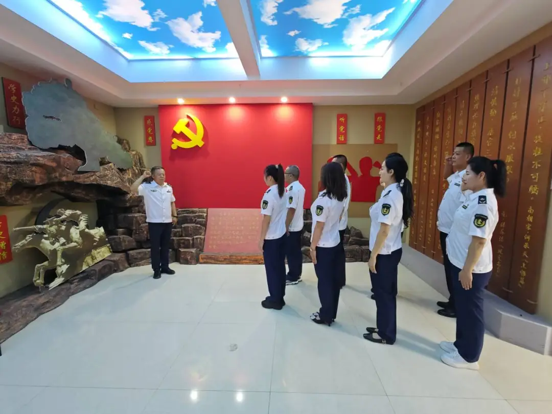 女人与公狍交酡女免费