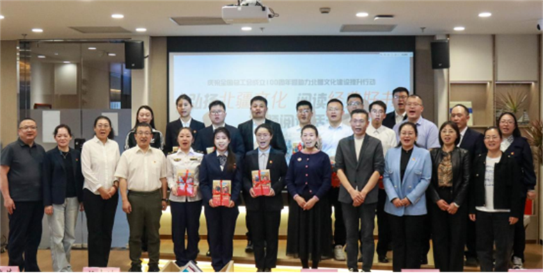 女人与公狍交酡女免费