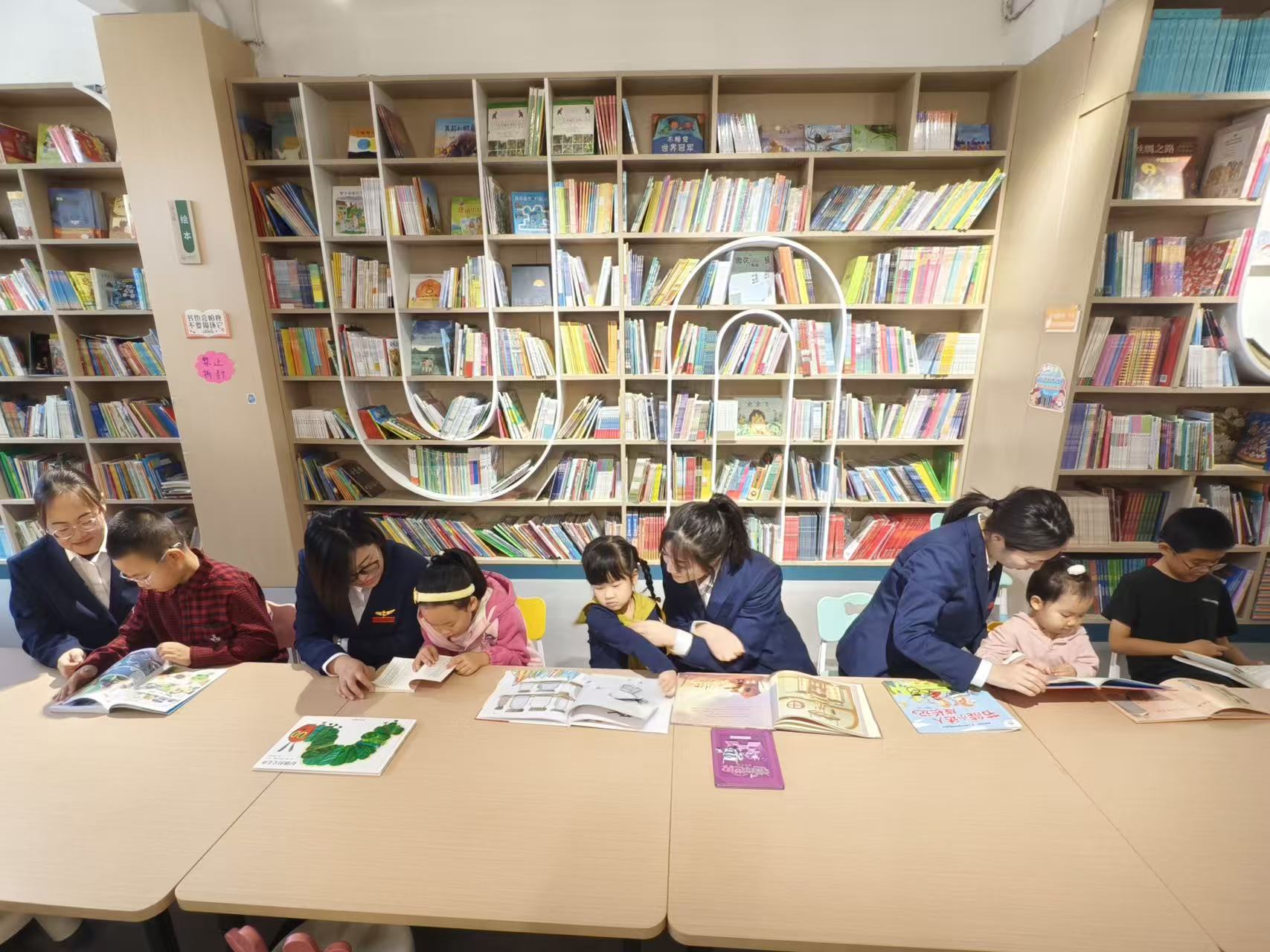 女人与公狍交酡女免费