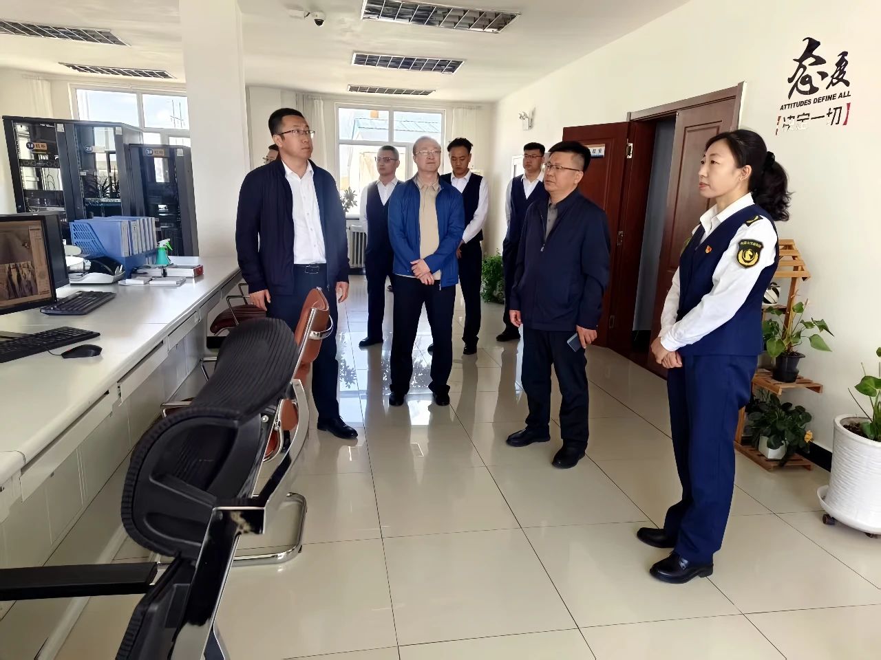 女人与公狍交酡女免费