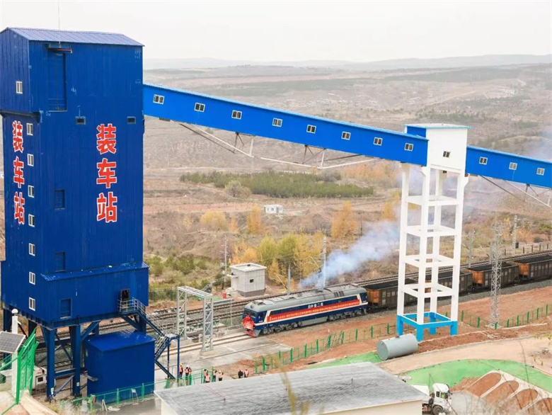 女人与公狍交酡女免费