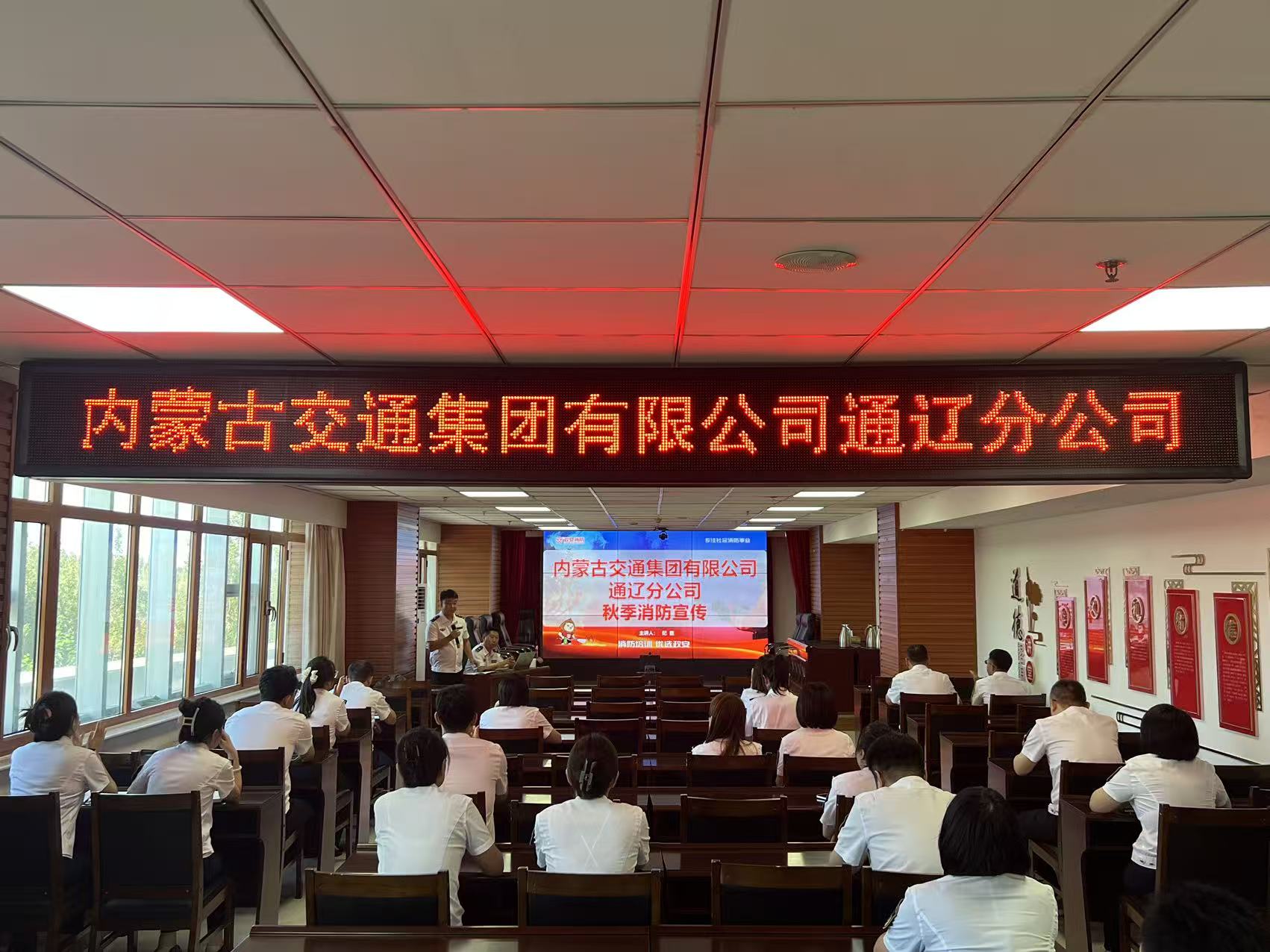 女人与公狍交酡女免费