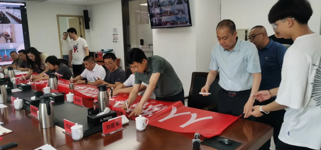 女人与公狍交酡女免费