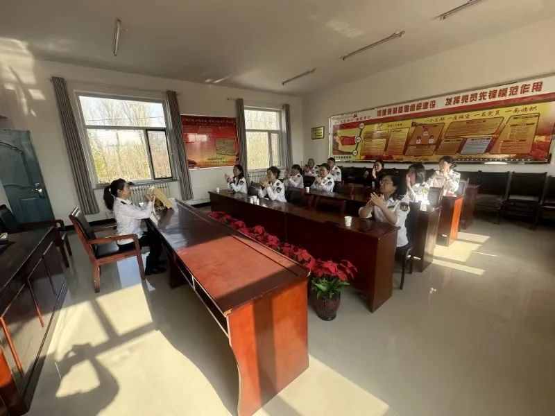 女人与公狍交酡女免费