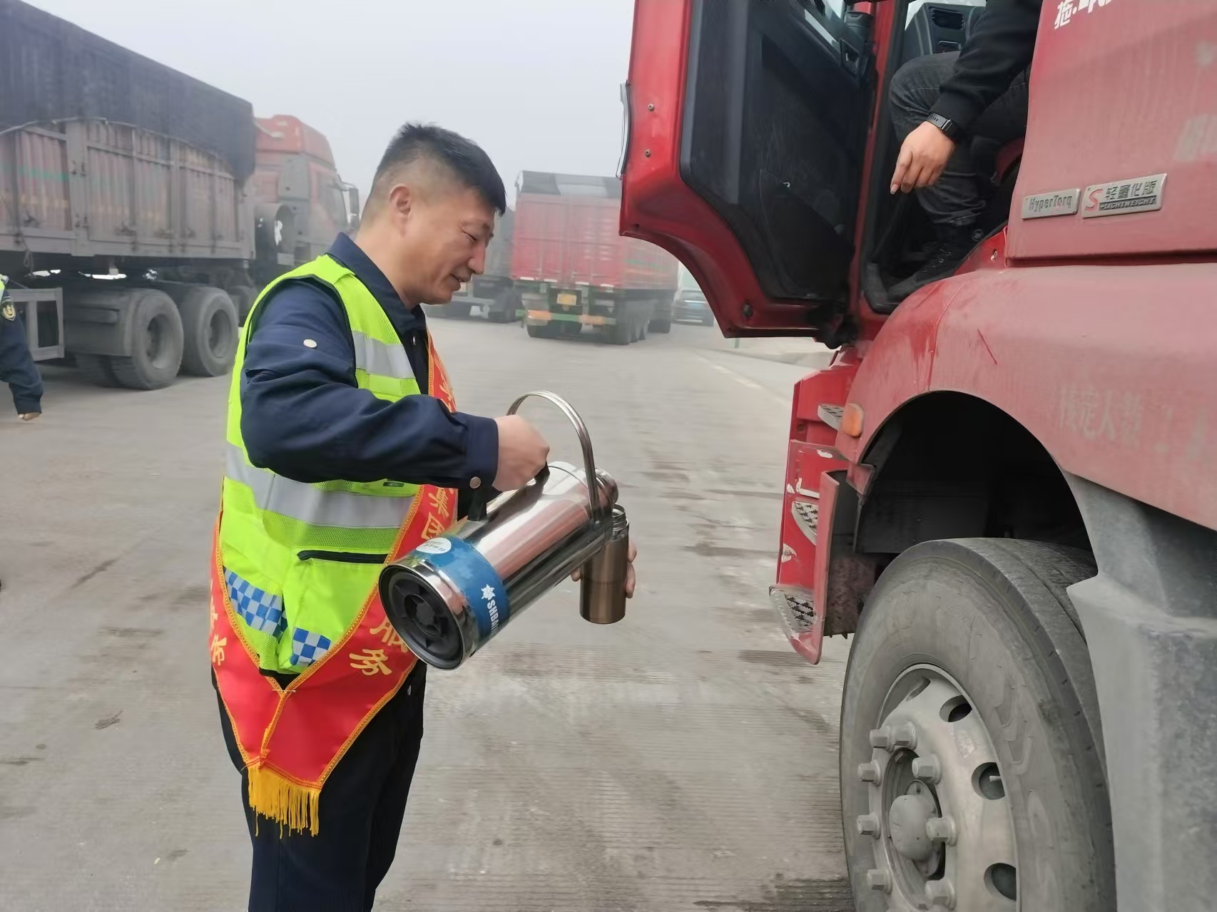 女人与公狍交酡女免费