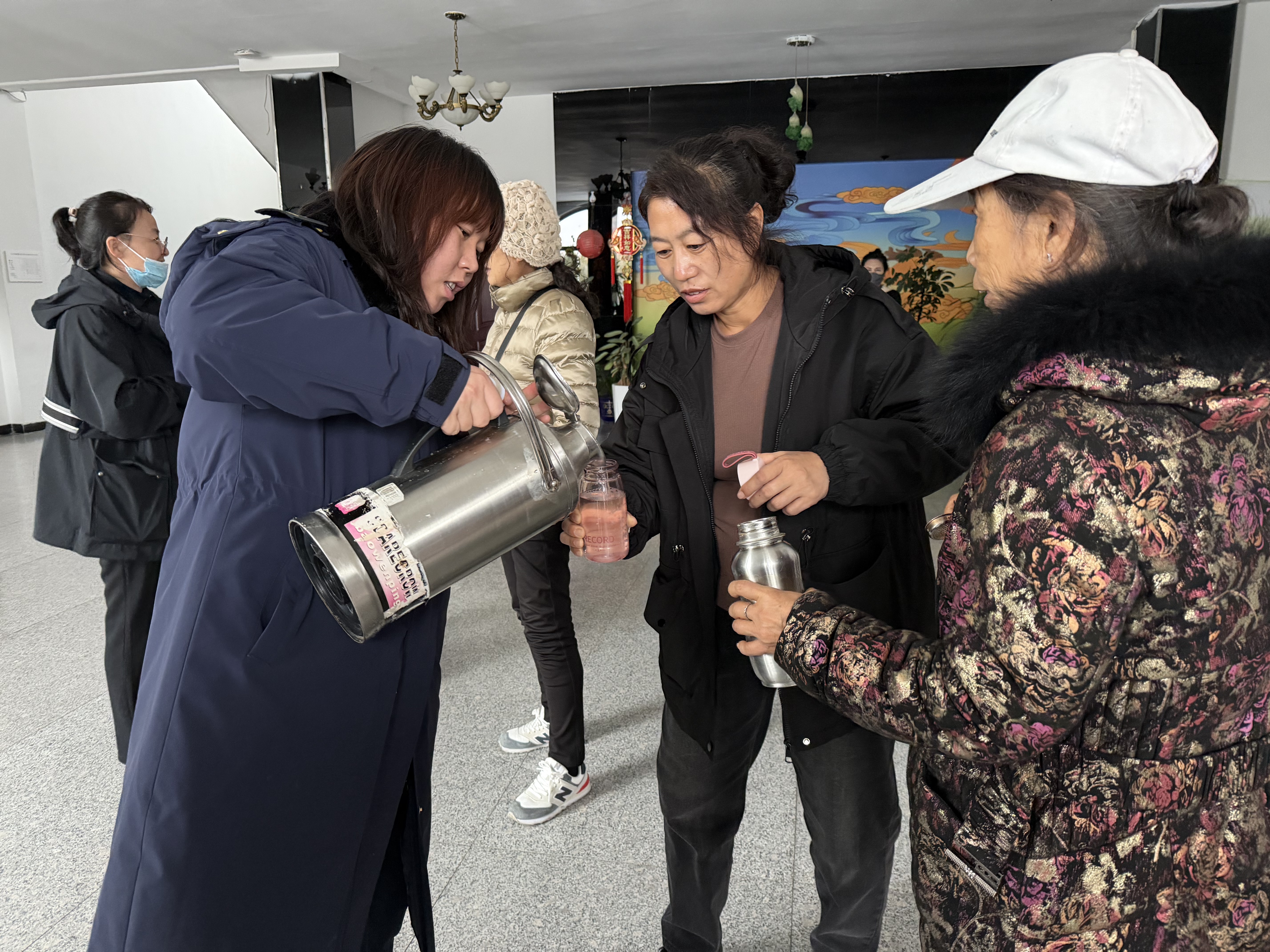 女人与公狍交酡女免费