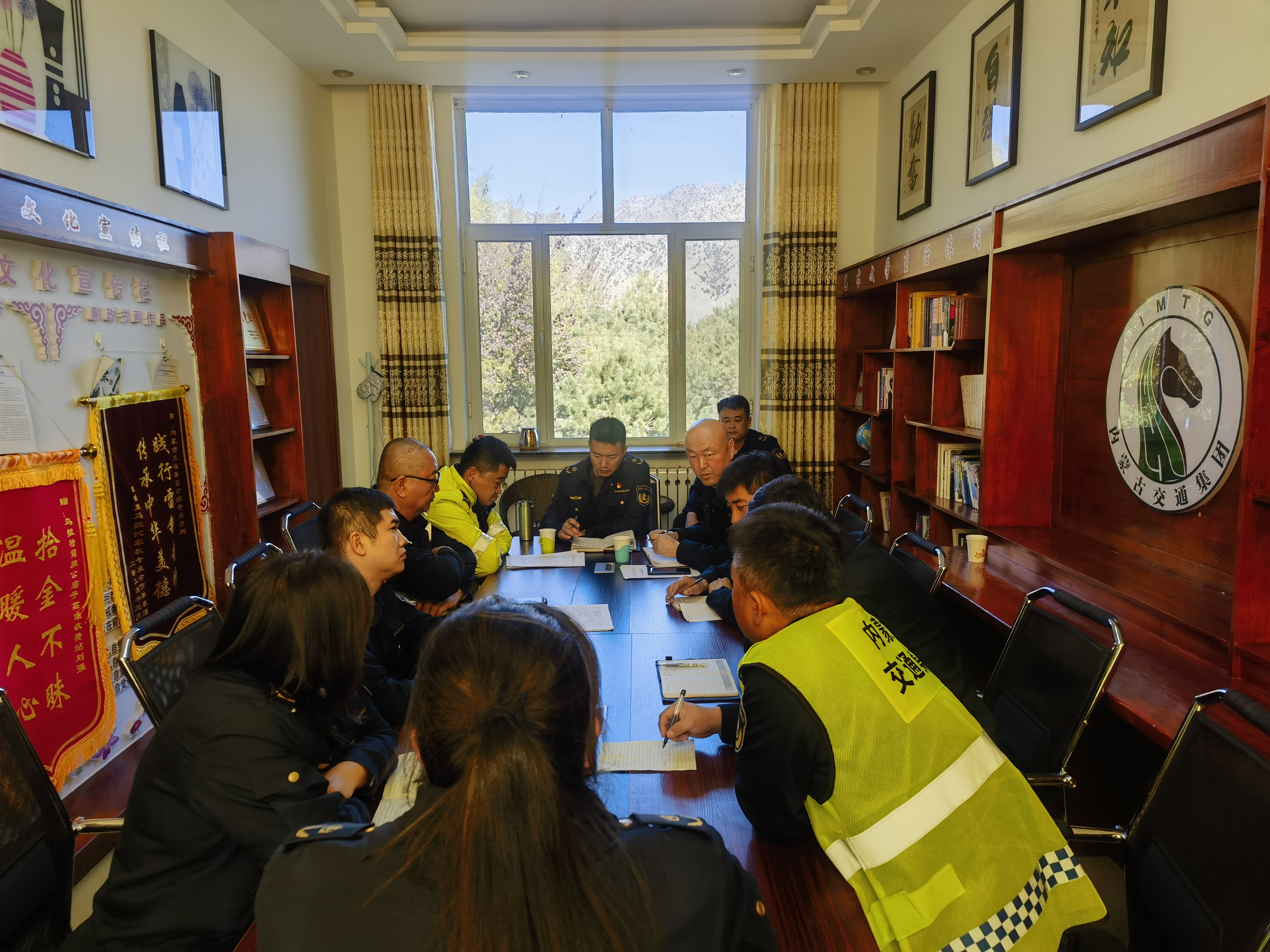 女人与公狍交酡女免费