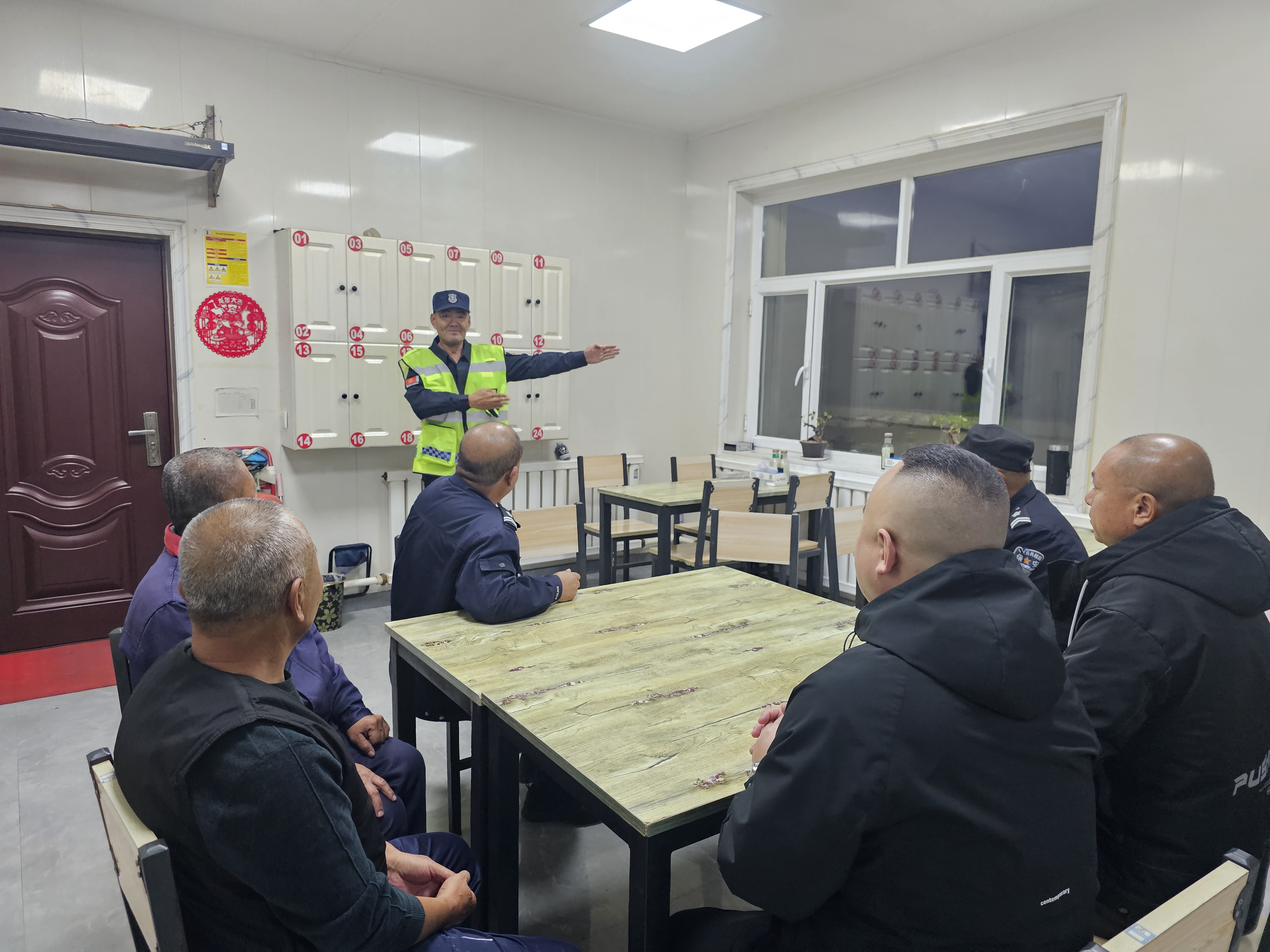 女人与公狍交酡女免费