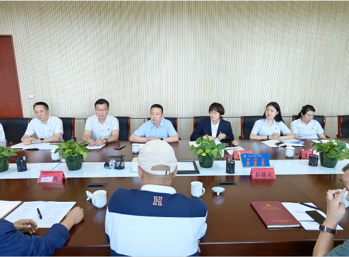 女人与公狍交酡女免费