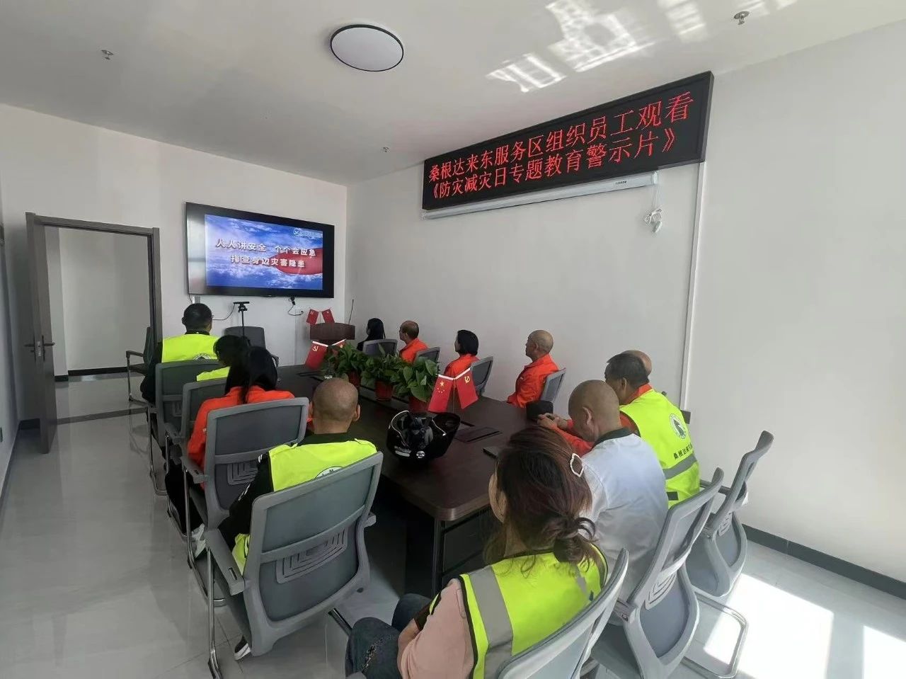 女人与公狍交酡女免费