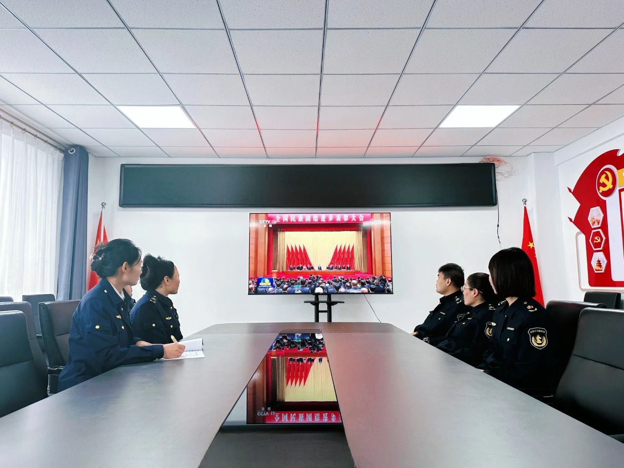 女人与公狍交酡女免费