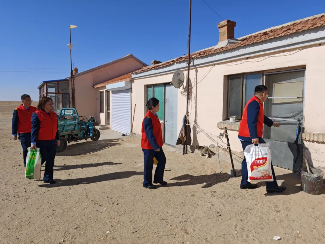 女人与公狍交酡女免费