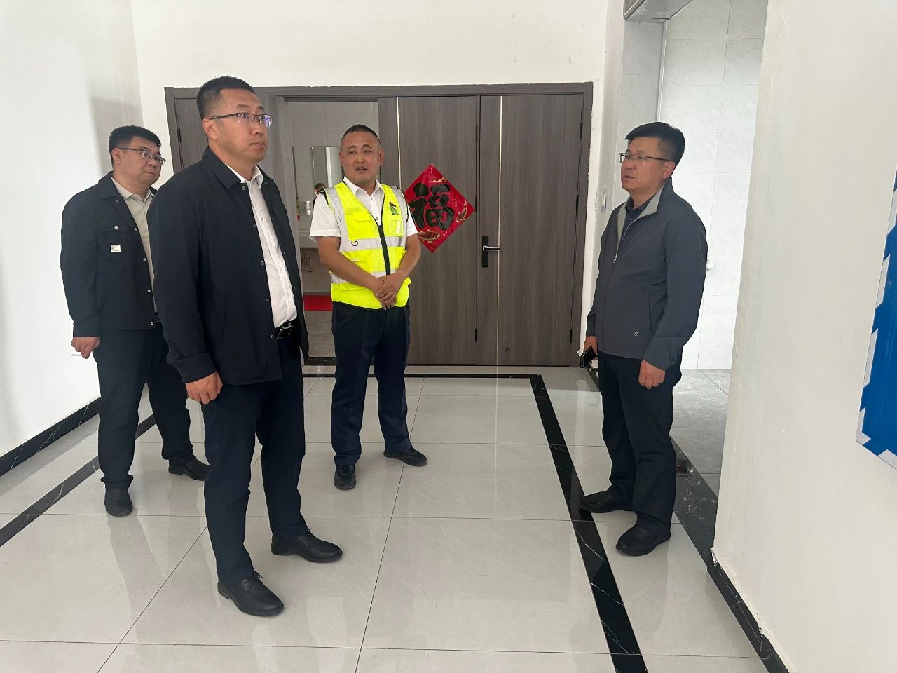 女人与公狍交酡女免费