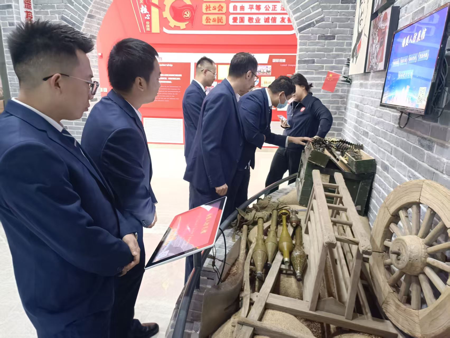 女人与公狍交酡女免费