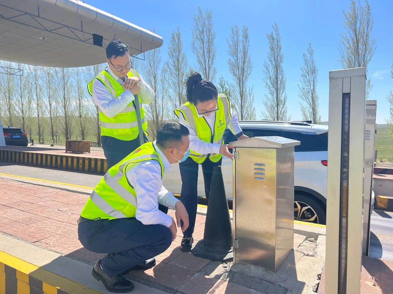 女人与公狍交酡女免费