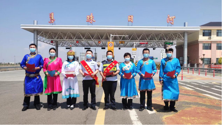 女人与公狍交酡女免费