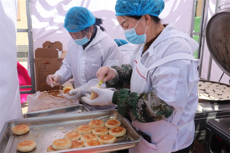 女人与公狍交酡女免费