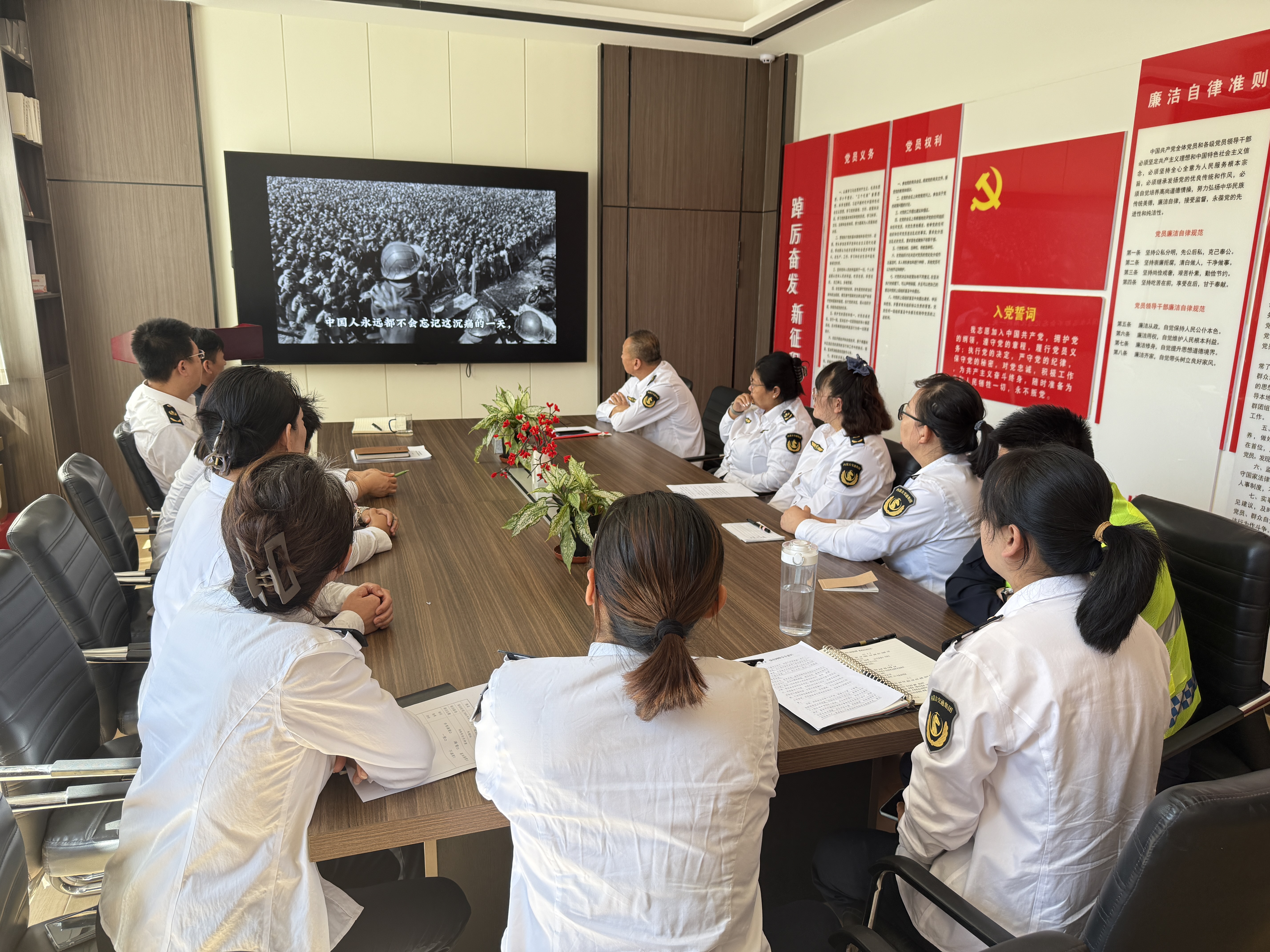 女人与公狍交酡女免费