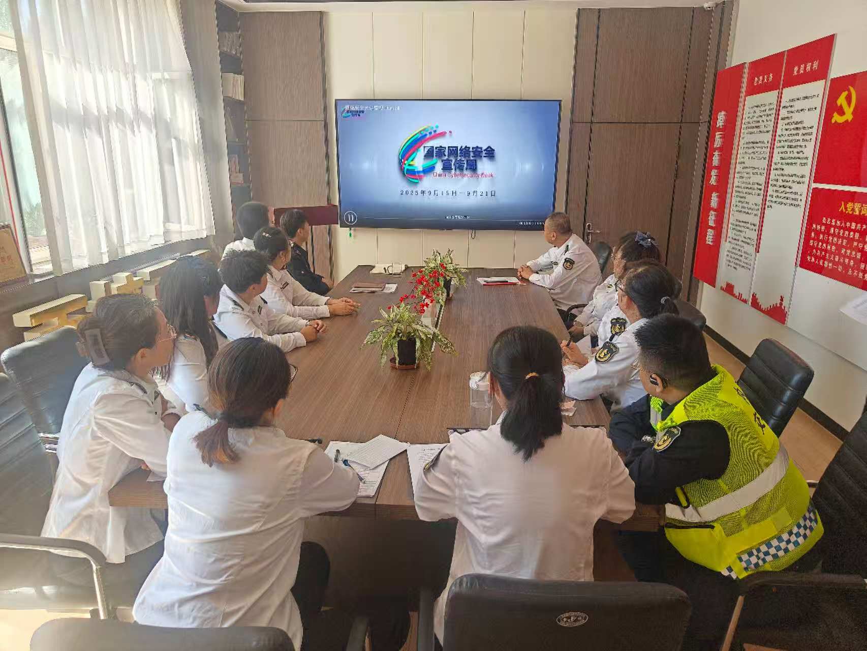 女人与公狍交酡女免费