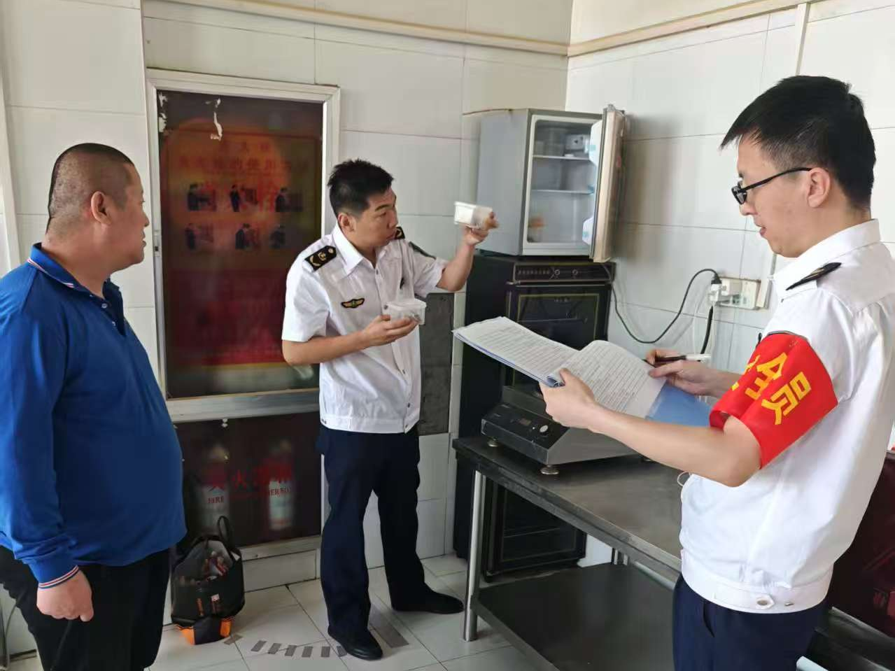 女人与公狍交酡女免费