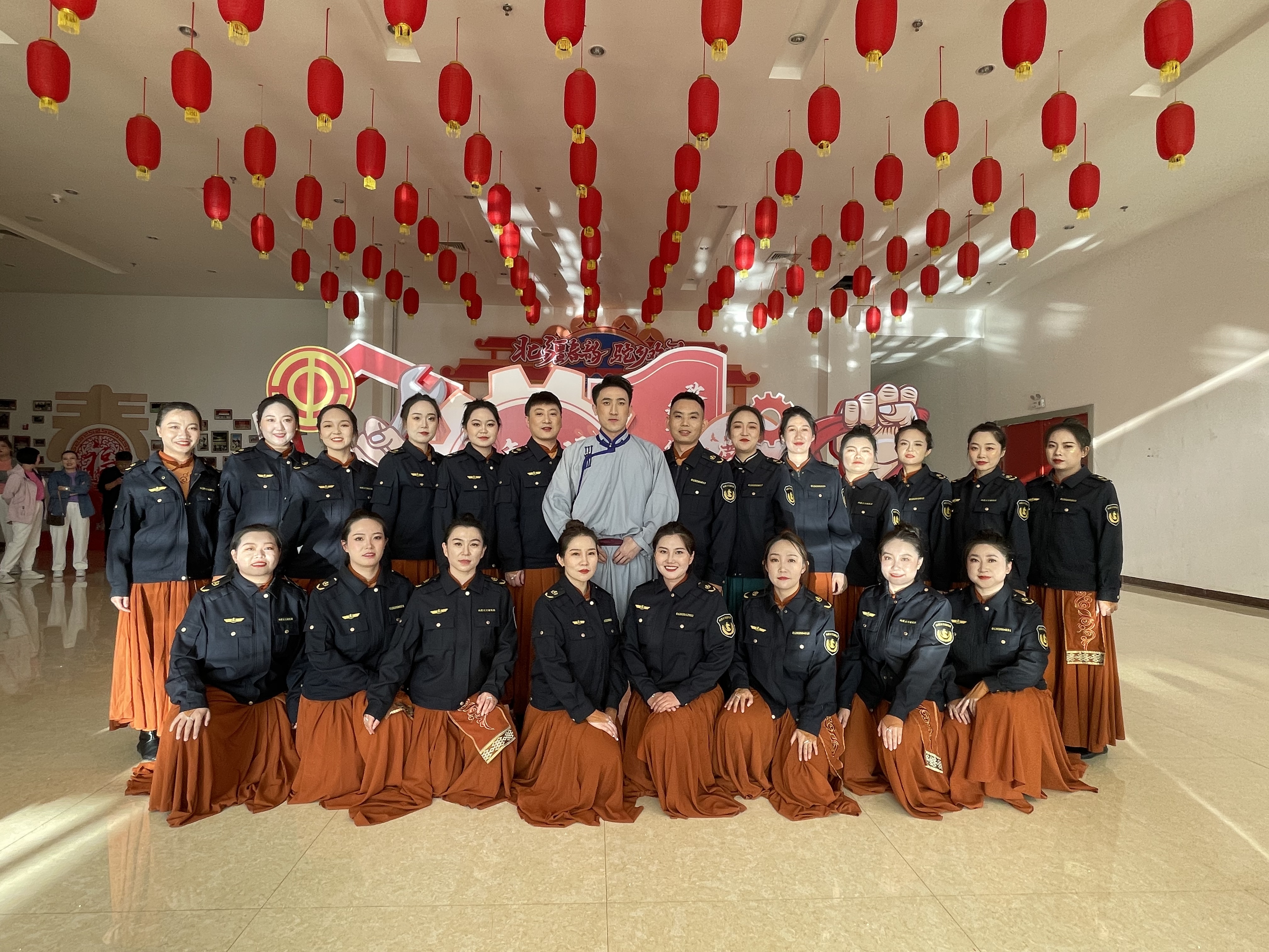 女人与公狍交酡女免费