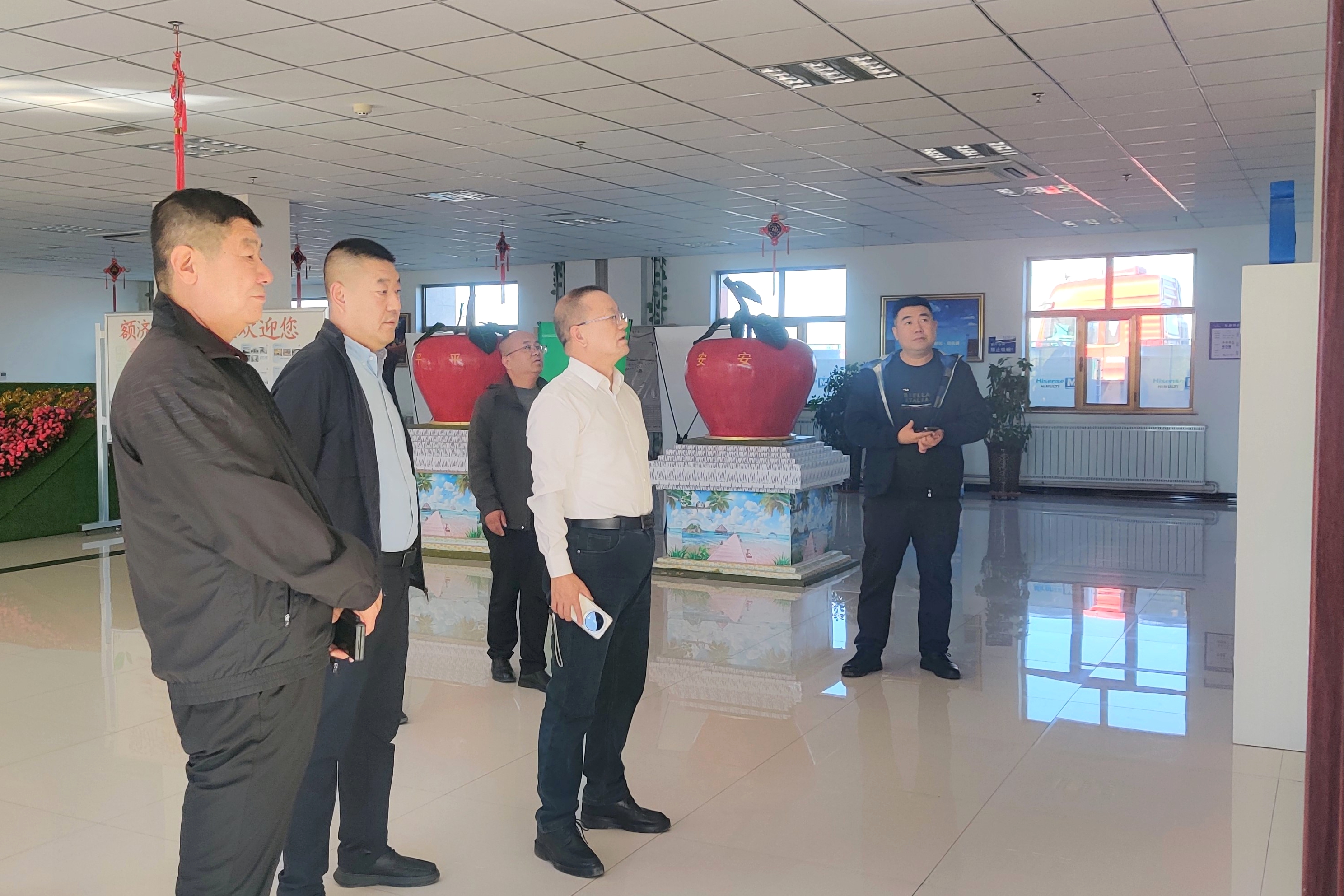 女人与公狍交酡女免费