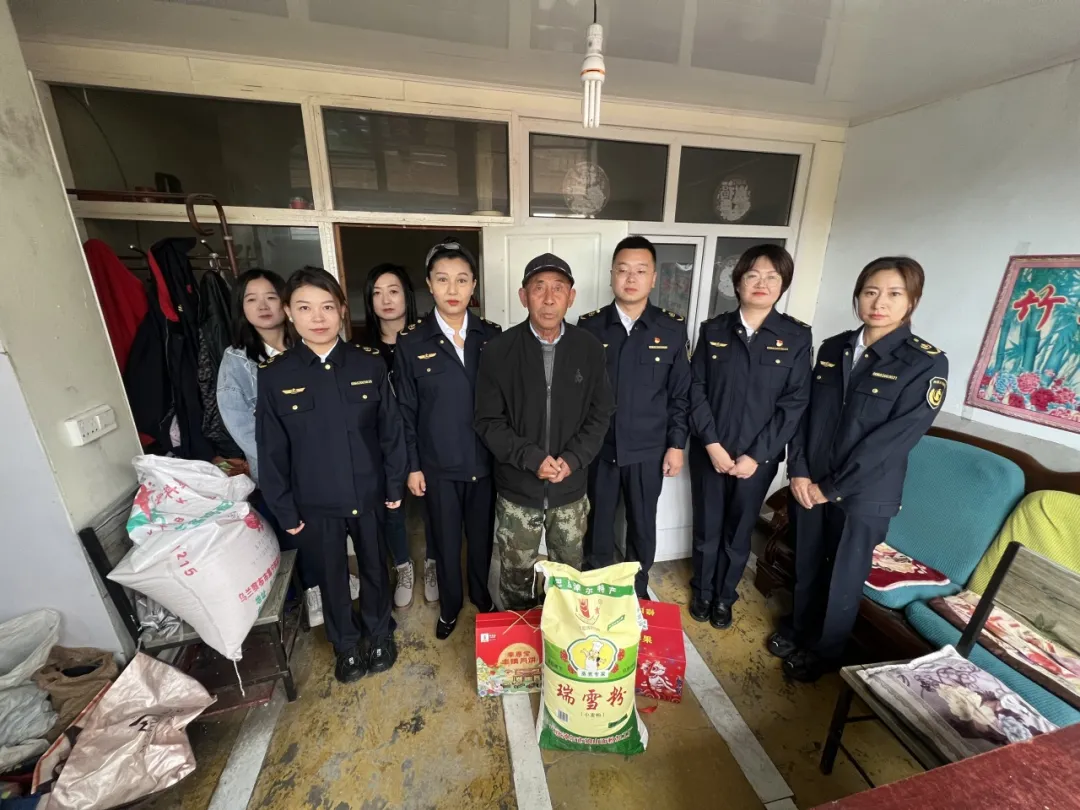 女人与公狍交酡女免费