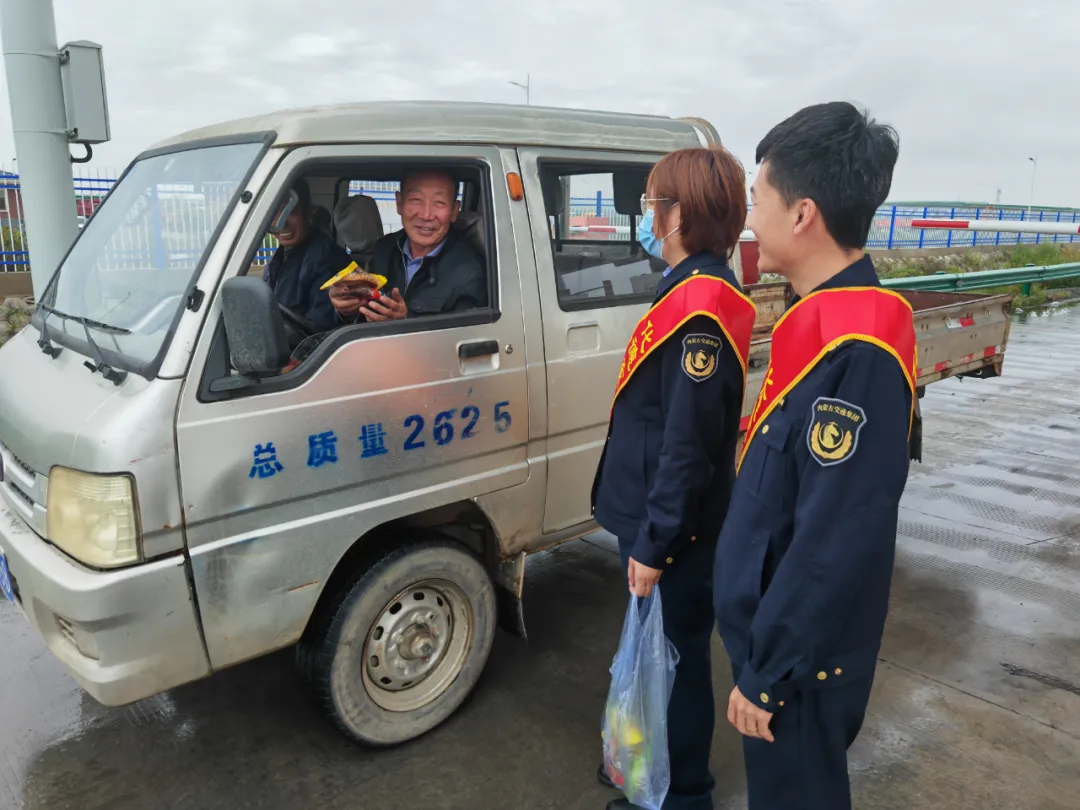 女人与公狍交酡女免费