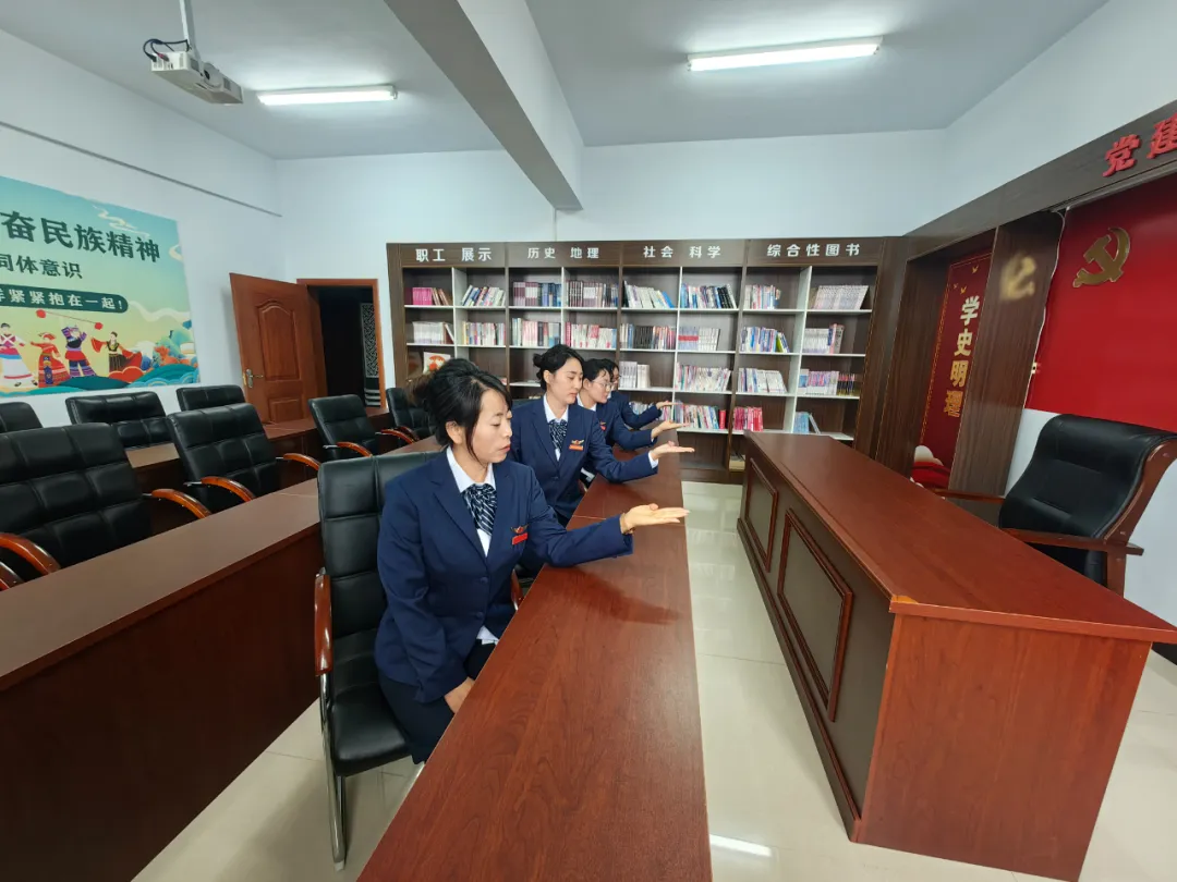 女人与公狍交酡女免费